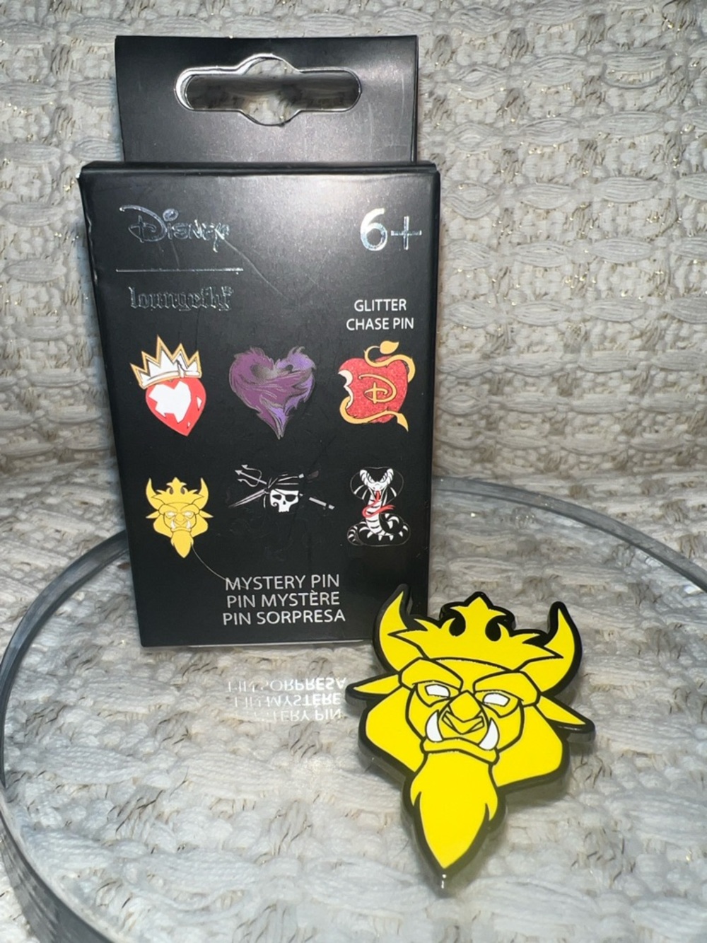NWOT Loungefly Disney Descendants Icons Blind Box Enamel Pin Ben Only Beast